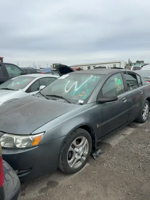Photo of 2004 Saturn Ion
