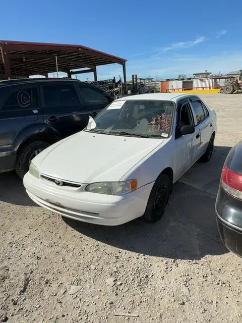 Photo of 2000 Toyota Corolla