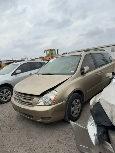 Photo of 2008 Kia Sedona