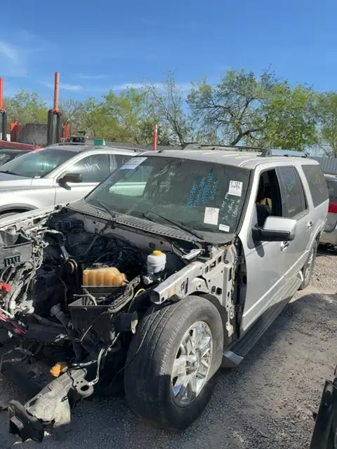 Photo of 2016 Ford Expedition El