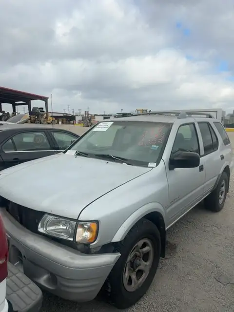 Photo of 2001 Isuzu Rodeo