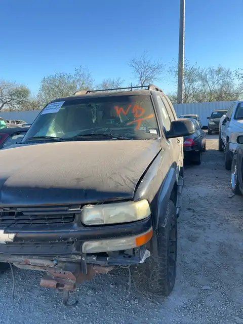 Photo of 2002 Chevrolet Tahoe
