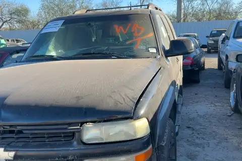 Photo of 2002 Chevrolet Tahoe