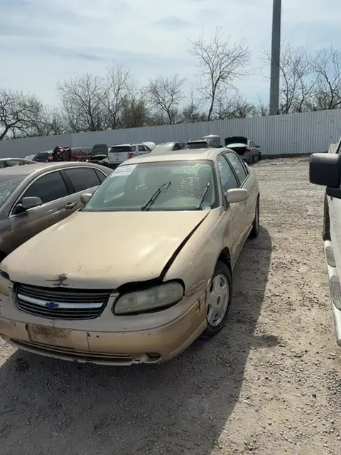 Photo of 2001 Chevrolet Malibu