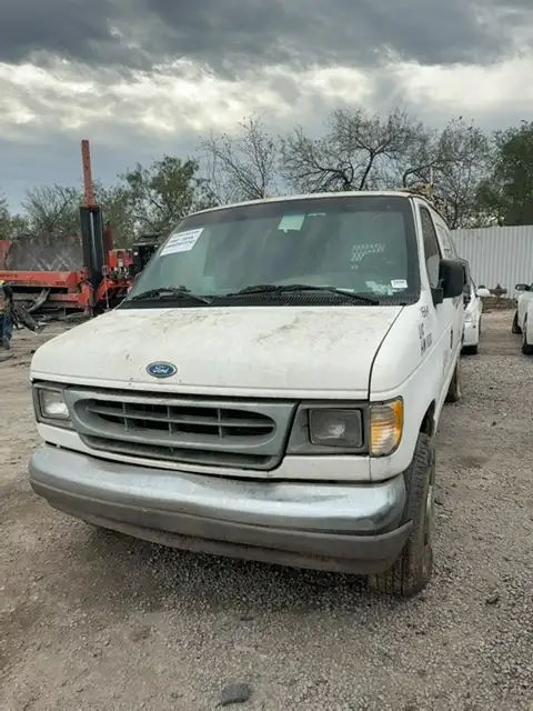 Photo of 1996 Ford Econoline