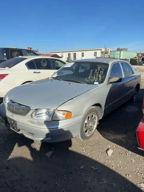 Photo of 2000 Mazda 626