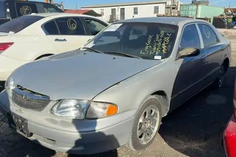 Photo of 2000 Mazda 626