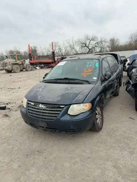 Photo of 2007 Chrysler Town & Country
