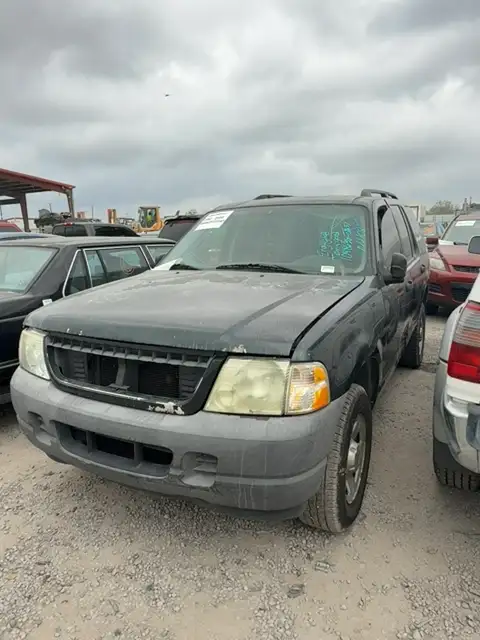 Photo of 2003 Ford Explorer