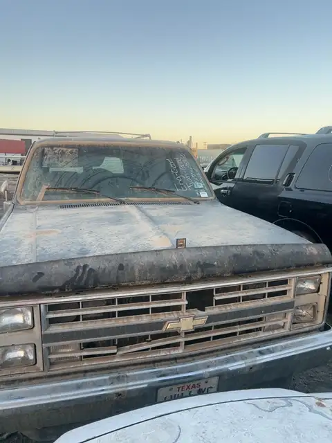 Photo of 1987 Chevrolet Suburban