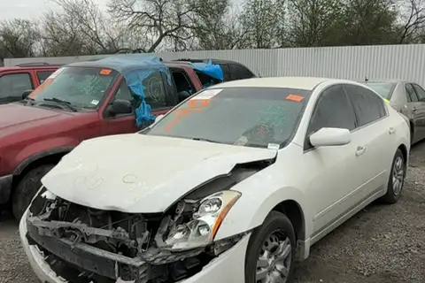 Photo of 2012 Nissan Altima