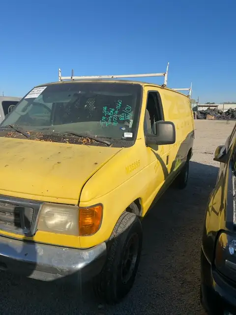Photo of 2006 Ford Econoline