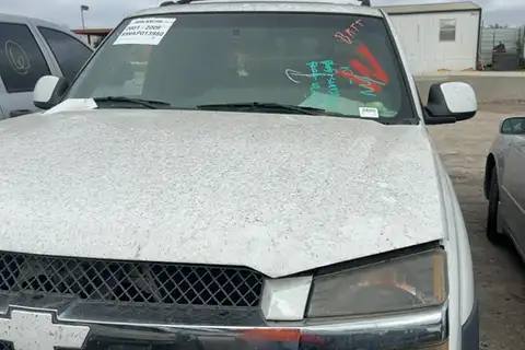 Photo of 2002 Chevrolet Avalanche