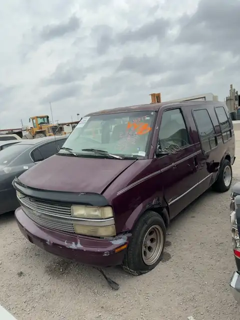 Photo of 1997 Chevrolet Astro