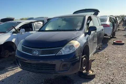 Photo of 2009 Nissan Versa