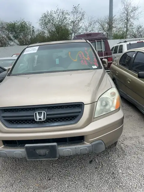 Photo of 2005 Honda Pilot