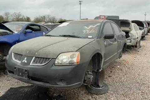 Photo of 2005 Mitsubishi Galant