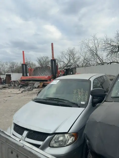 Photo of 2003 Dodge Caravan