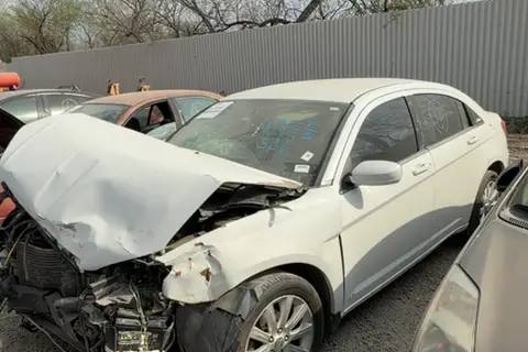 Photo of 2012 Chrysler 200