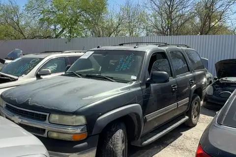 Photo of 2004 Chevrolet Tahoe