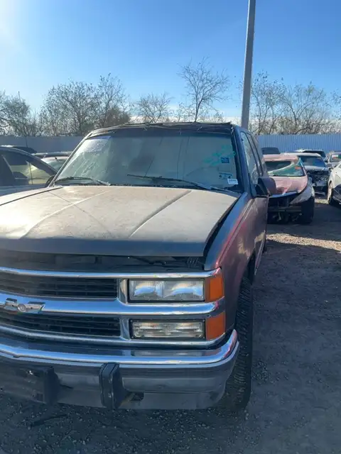 Photo of 1994 Chevrolet Suburban