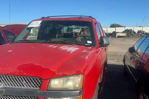 Photo of 2005 Chevrolet Avalanche