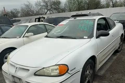 Photo of 2004 Pontiac Grand Am