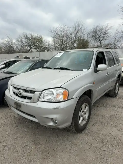 Photo of 2005 Mazda Tribute