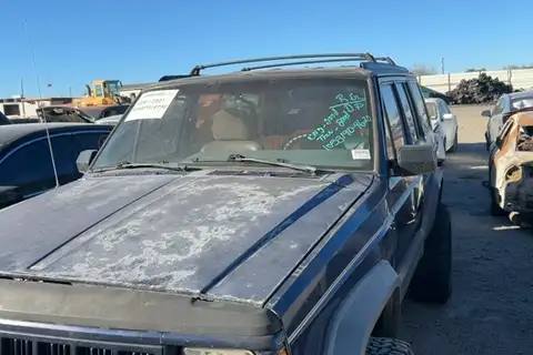 Photo of 1996 Jeep Cherokee