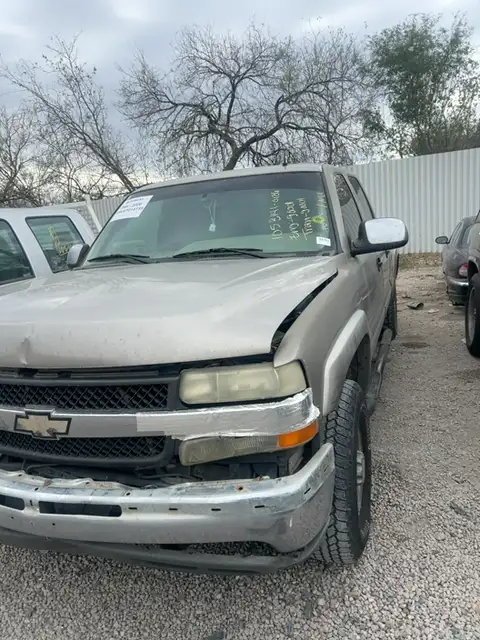 Photo of 2001 Chevrolet Silverado