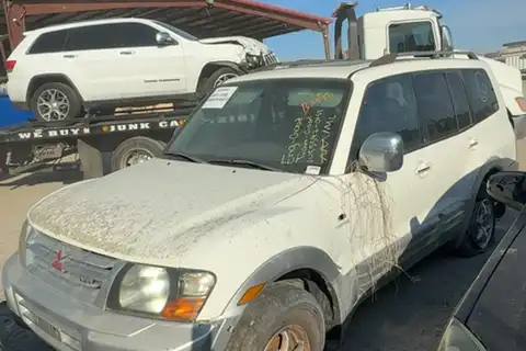 Photo of 2001 Mitsubishi Montero