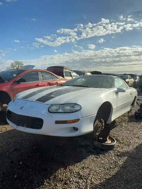Photo of 2000 Chevrolet Camaro