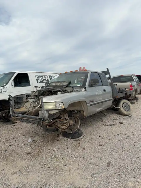Photo of 1999 Dodge Ram Pickup