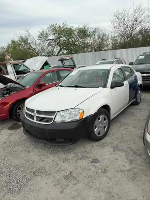 Photo of 2008 Dodge Avenger