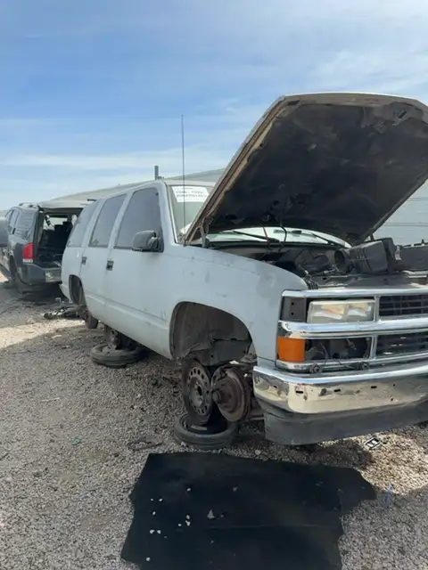 Photo of 1999 Chevrolet Tahoe