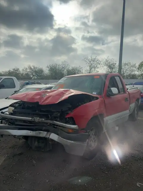 Photo of 1999 Chevrolet Silverado