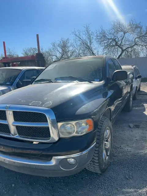 Photo of 2004 Dodge Ram Pickup