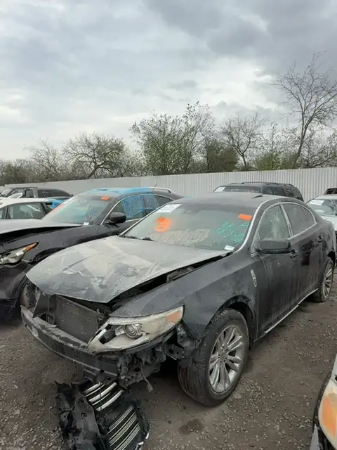 Photo of 2009 Lincoln Mks