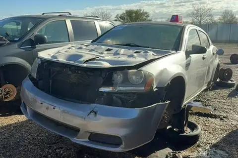 Photo of 2014 Dodge Avenger