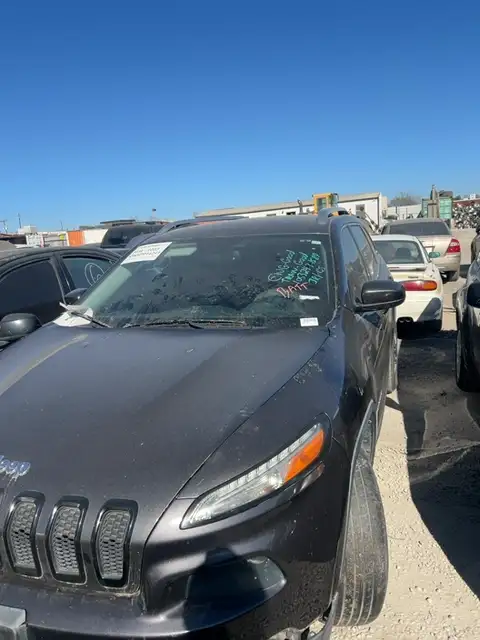 Photo of 2014 Jeep Cherokee