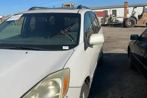 Photo of 2004 Toyota Sienna