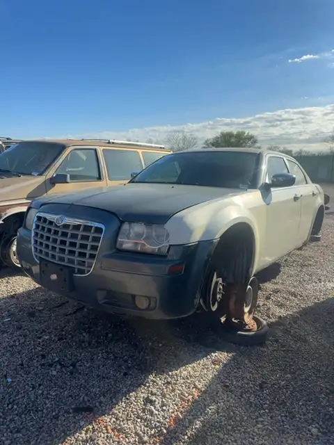 Photo of 2010 Chrysler 300