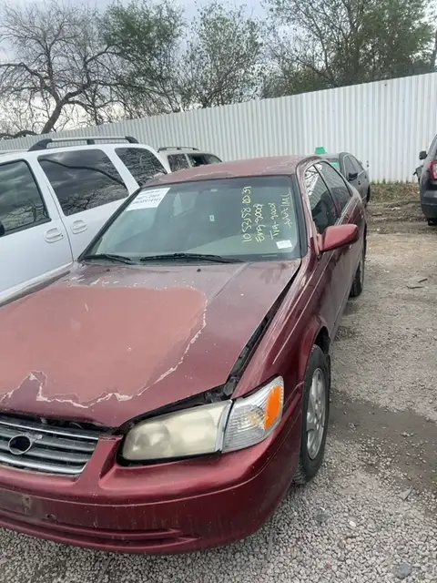 Photo of 2000 Toyota Camry