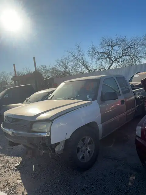 Photo of 2004 Chevrolet Silverado