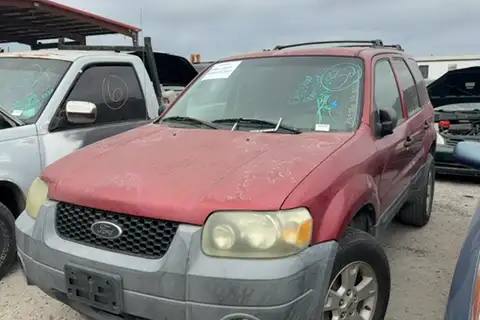 Photo of 2005 Ford Escape