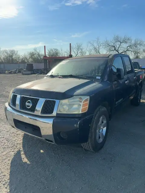Photo of 2006 Nissan Titan