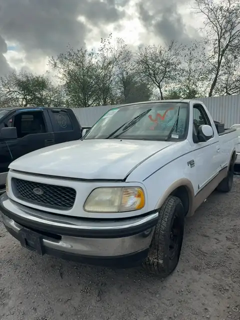 Photo of 1997 Ford F-150