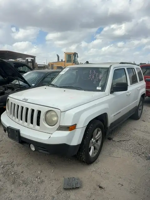 Photo of 2015 Jeep Patriot