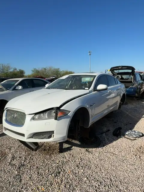 Photo of 2013 Jaguar Xf