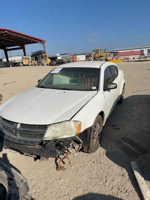 Photo of 2014 Dodge Avenger